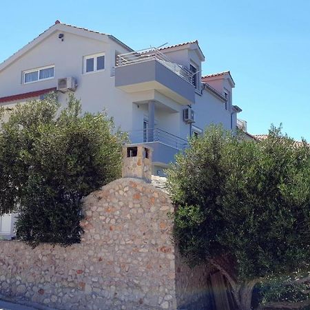 Apartments With A Parking Space Bilo, Primosten - 12870 Екстериор снимка